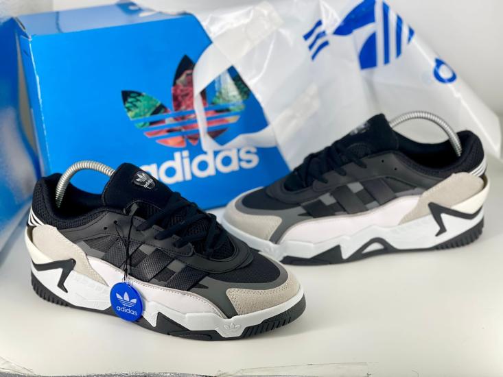 Adidas Erkek Ayakkabı