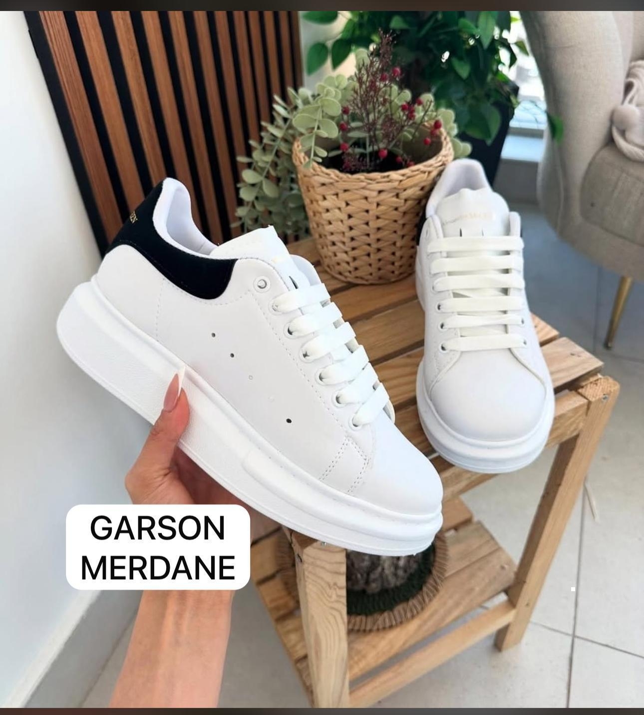 Alexander%20McQueen%20Yeni%20Sezon%20Spor%20Ayakkabı