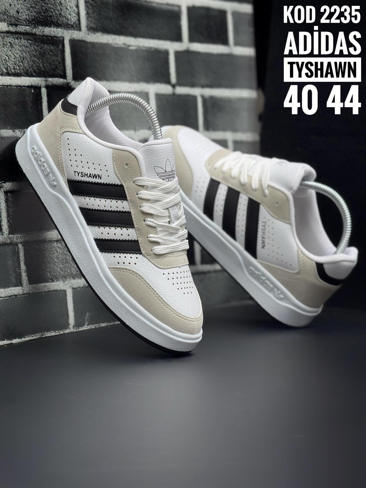 Adidas%20Yeni%20Sezon%20Erkek%20Spor%20Ayakkabı