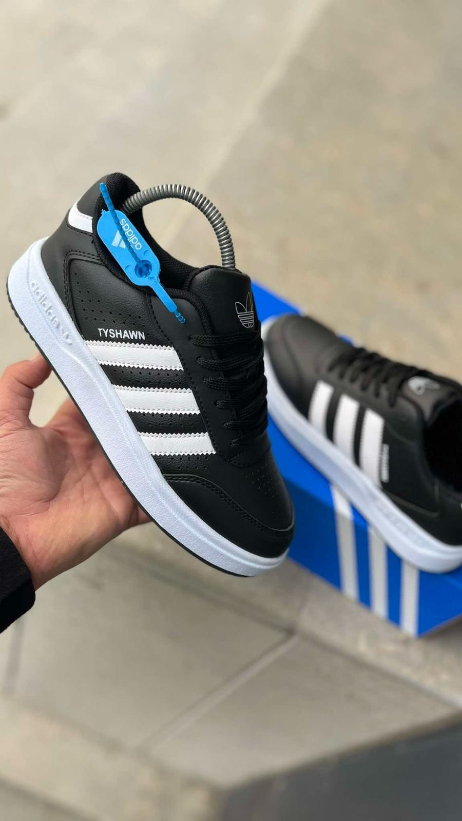 Adidas%20Yeni%20Sezon%20Erkek%20Spor%20Ayakkabı
