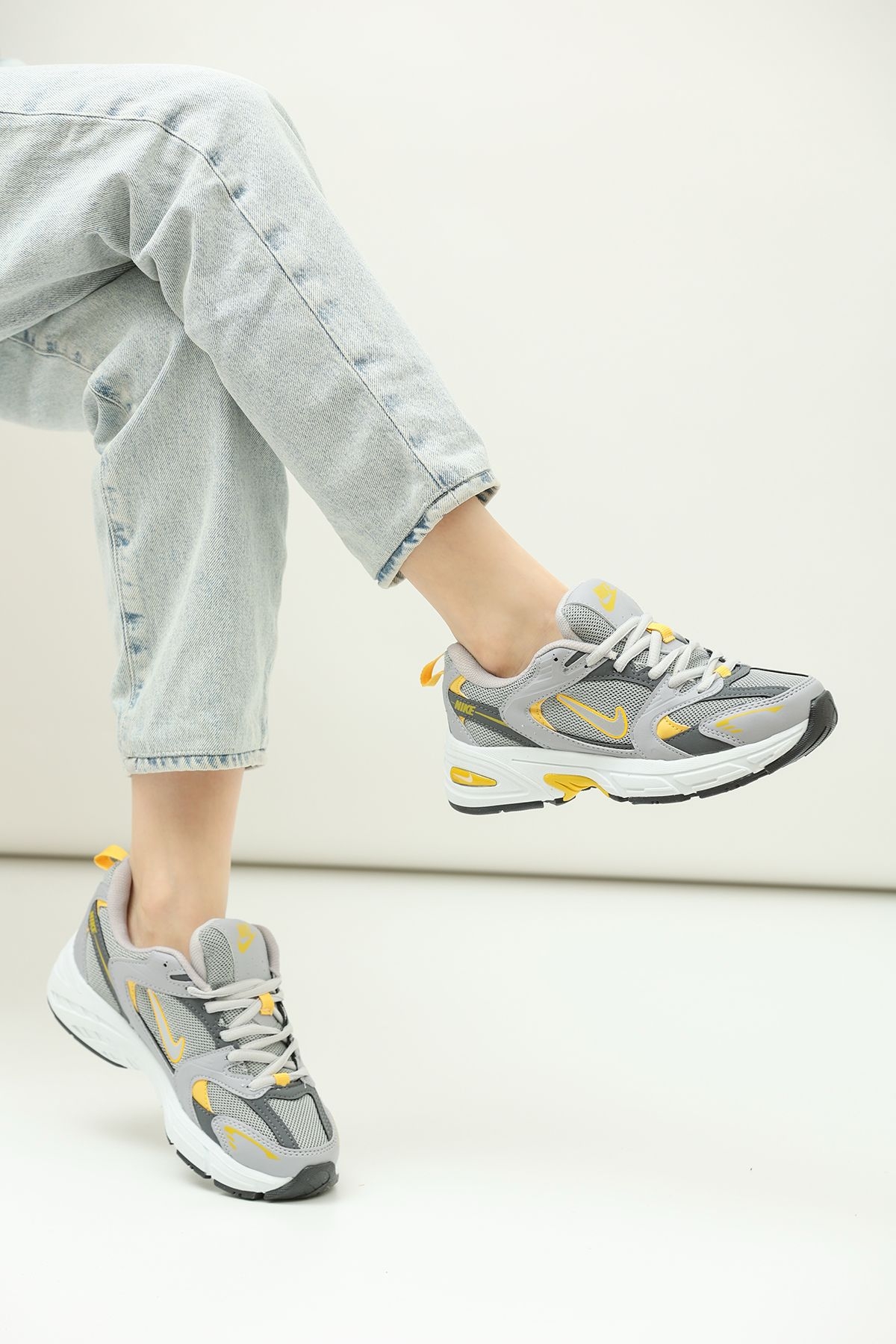 Nike%20Yeni%20Sezon%20Kadın%20Spor%20Ayakkabı